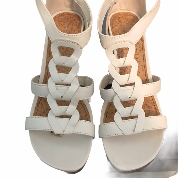 Covington wedge sandals size 9 - Picture 3 of 3